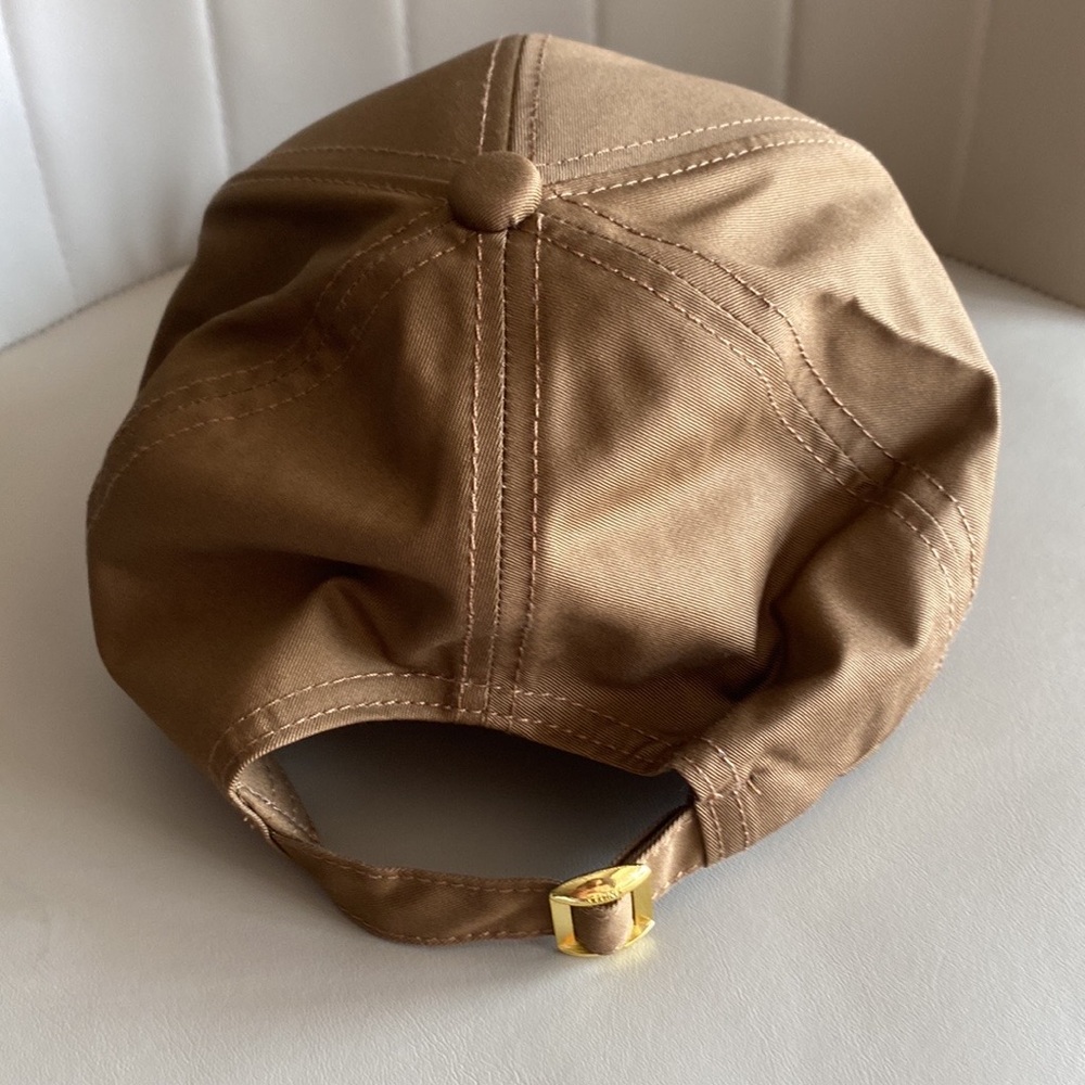 Celine Tan Cap with White Emblem - Picture 4 of 4
